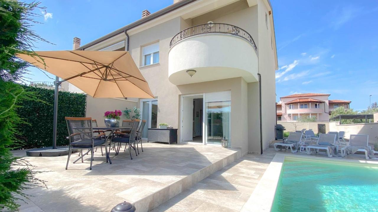 Casa Hana Bužinija Exteriér fotografie