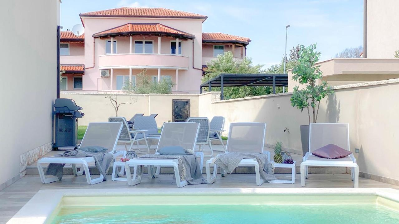 Casa Hana Bužinija Exteriér fotografie